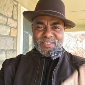 Meet your Posher, Thomas